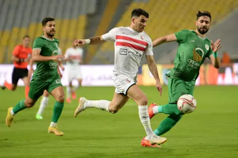 تعرف على معلق ومحللي مباراة الزمالك والمصري في الدوري